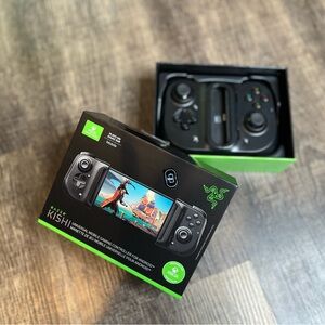 Razer Kishi v2 Gaming Controller for Android